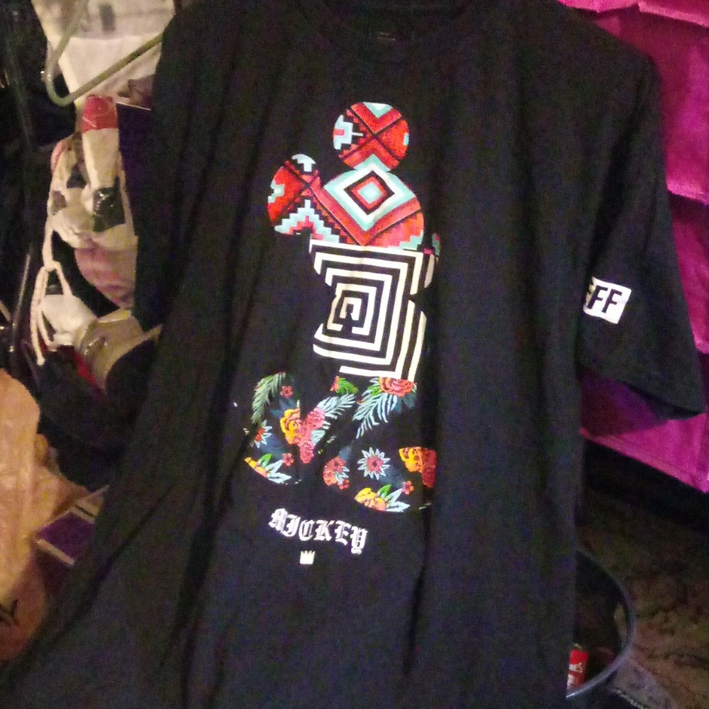 Shirt - Picture 2 of 2